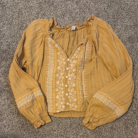 American Eagle Outfitters Tops - American Eagle Outfitters Gold Embellished blouse